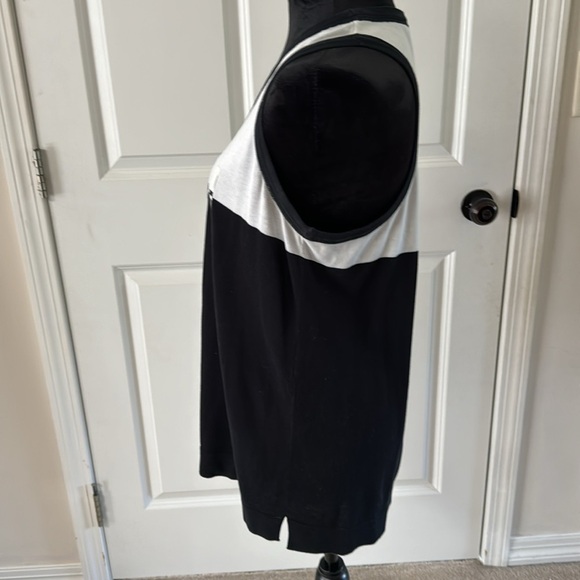 Authentic Fendi tank top size medium size 46 - Picture 3 of 8